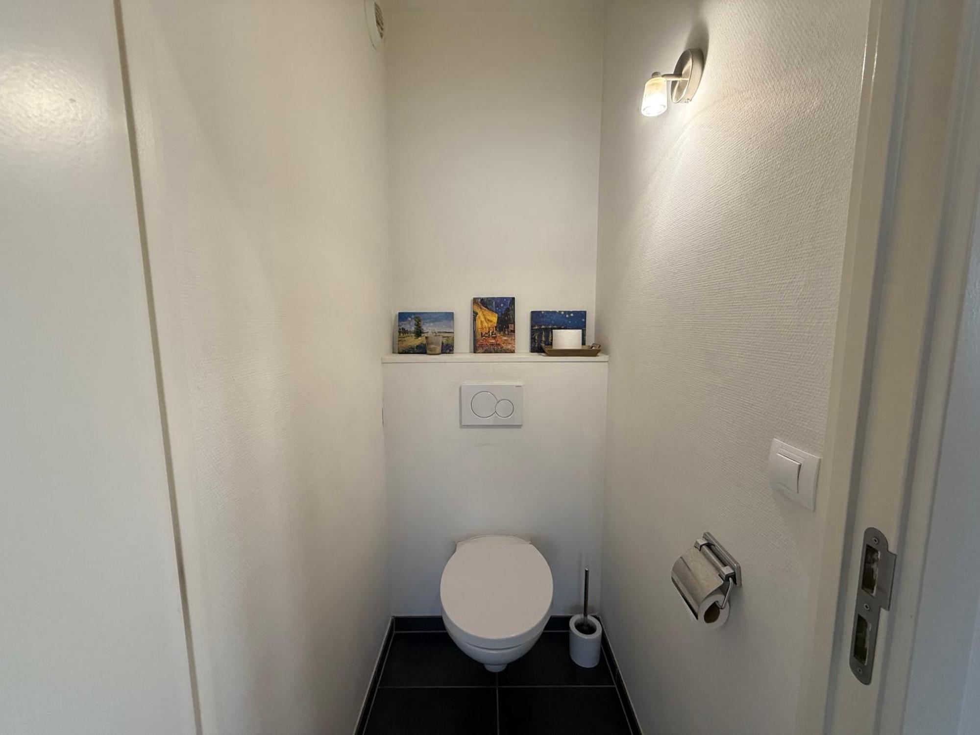 Apartment Stunning With 2 Bedrooms - Sleeps 6 *