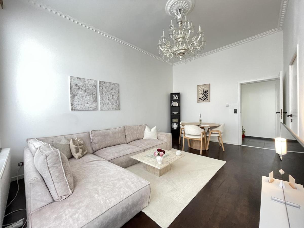 Appartement Beautiful With Jacuzzi *