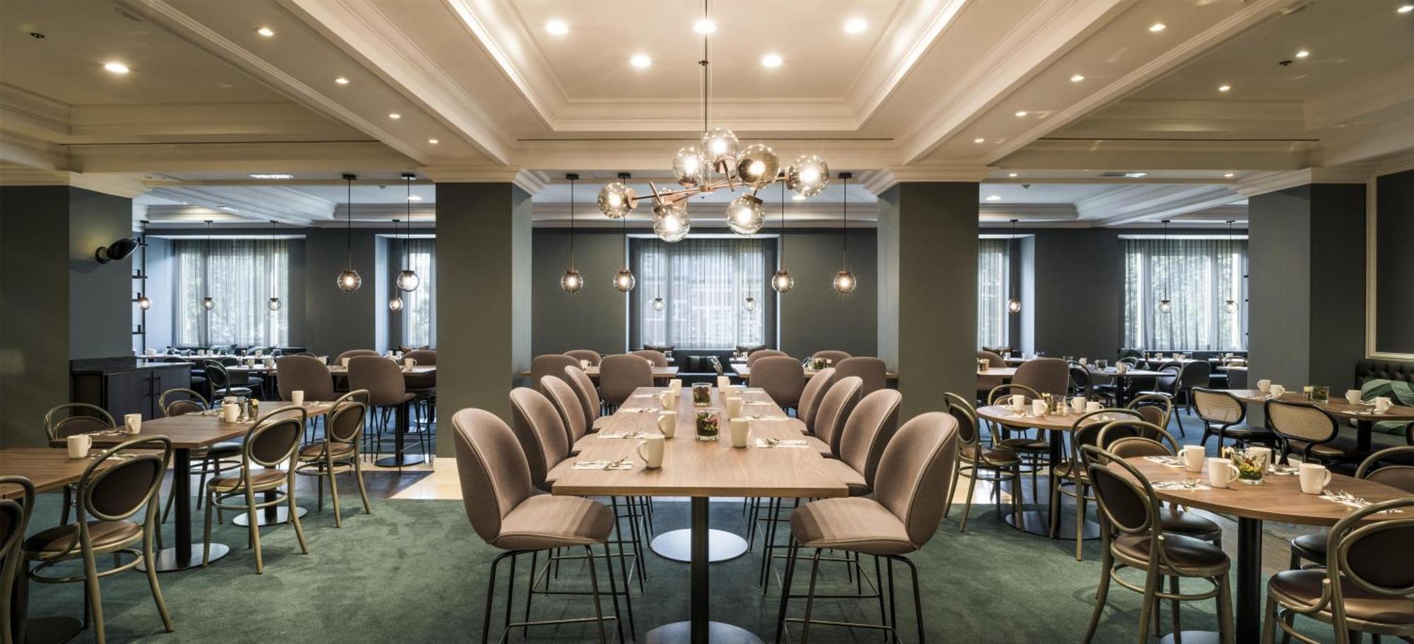 Hilton Grand Place Hotel 4*