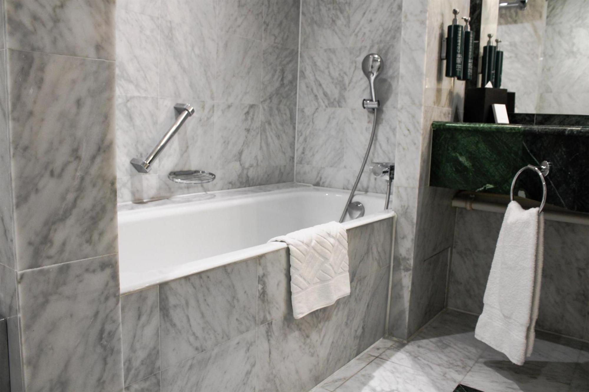 Hilton Grand Place 4*