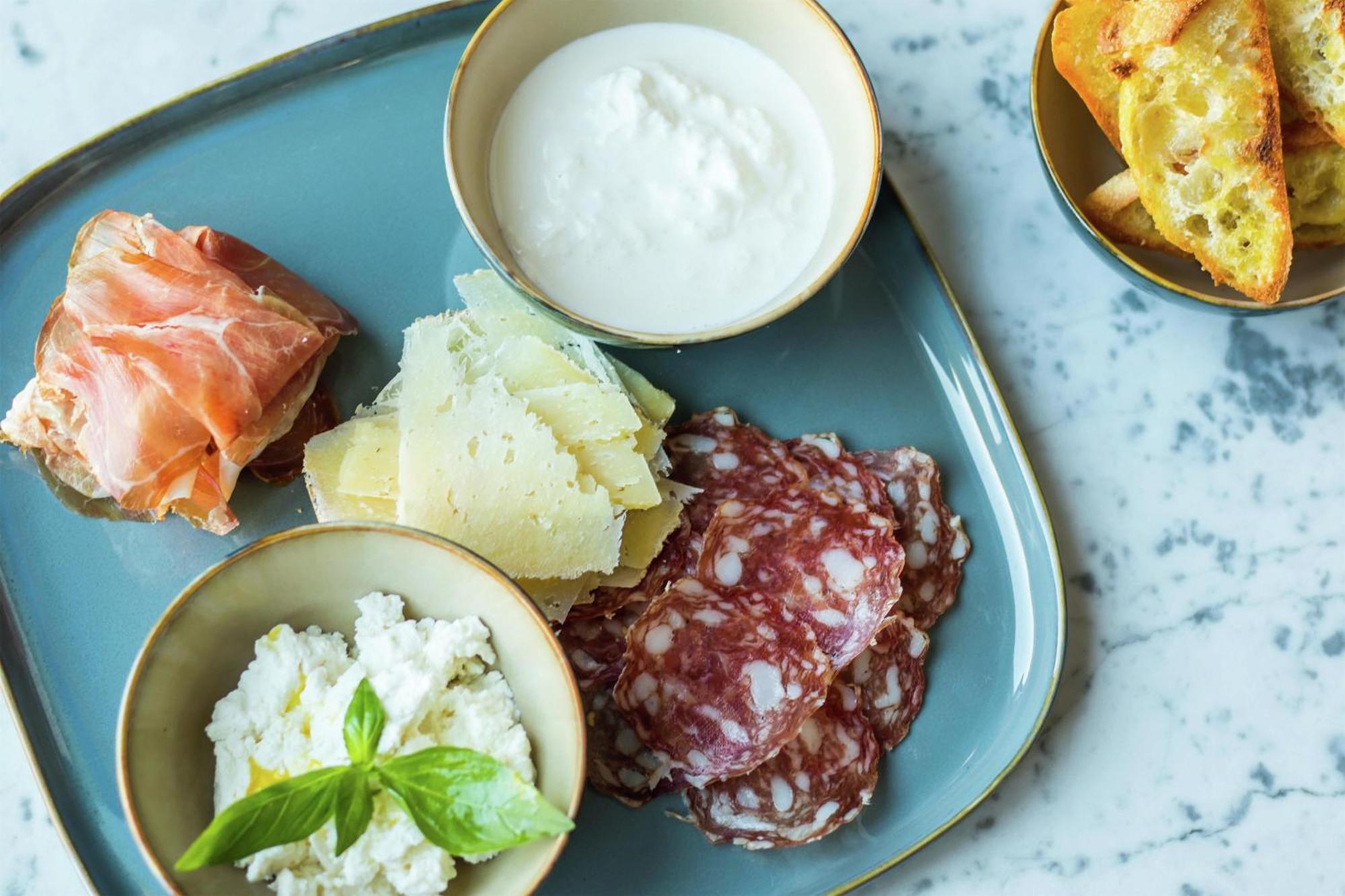 Hilton Grand Place Hotel 4*