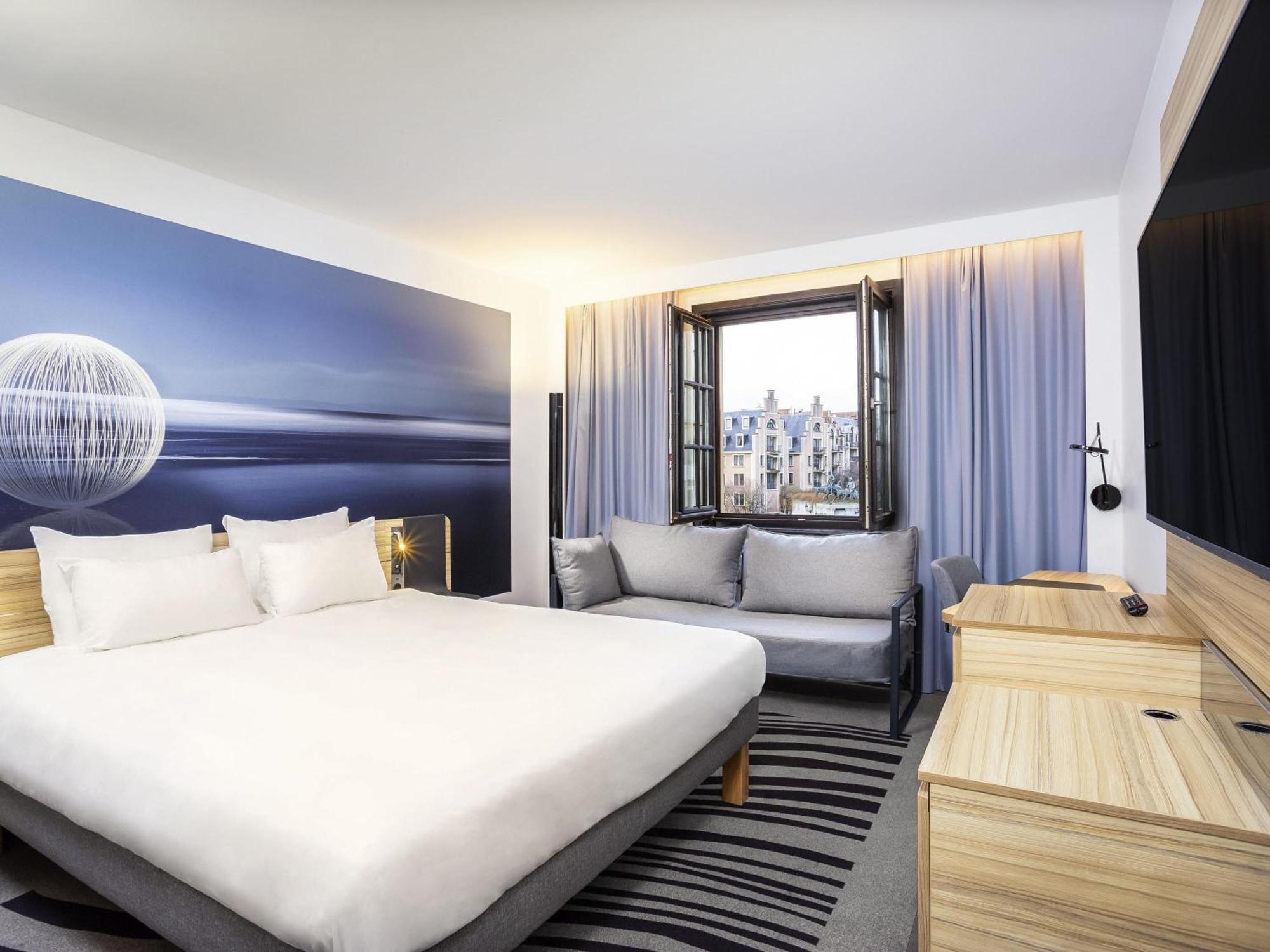 Novotel Off Grand Place 4* Brussels
