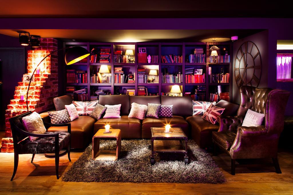 Pentahotel Centre Hotel 4*