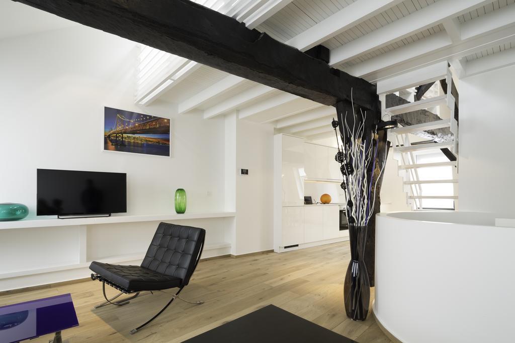 Apartment Chapeliers / Grand-place *