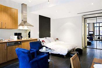 Azimut Flathotel 3*