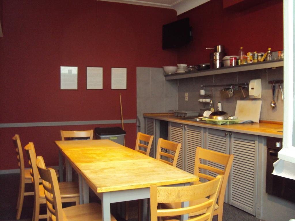 Hostel Gogh Youth Centre Brussel