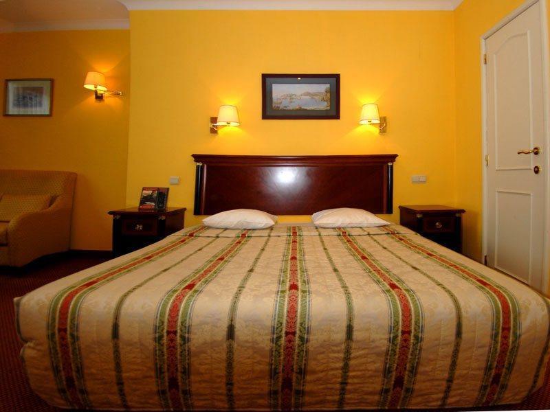 9hotel