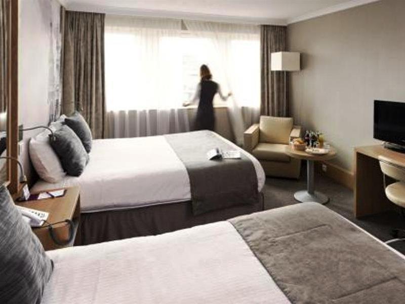 Pentahotel Centre 4* Brüssel