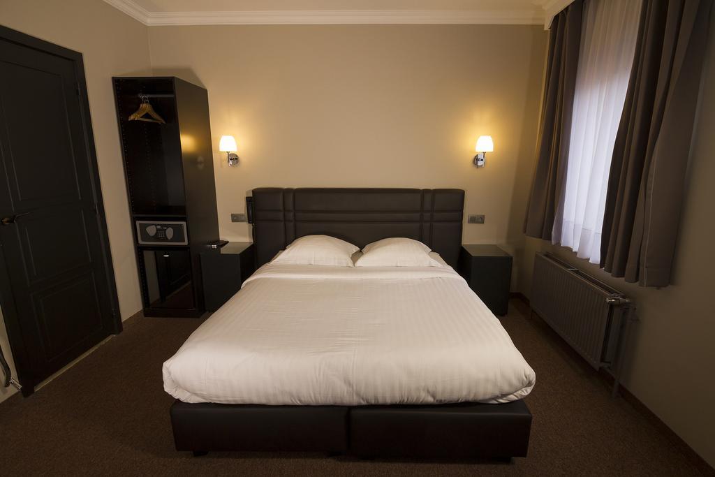 Hotel Le Chantecler 2*