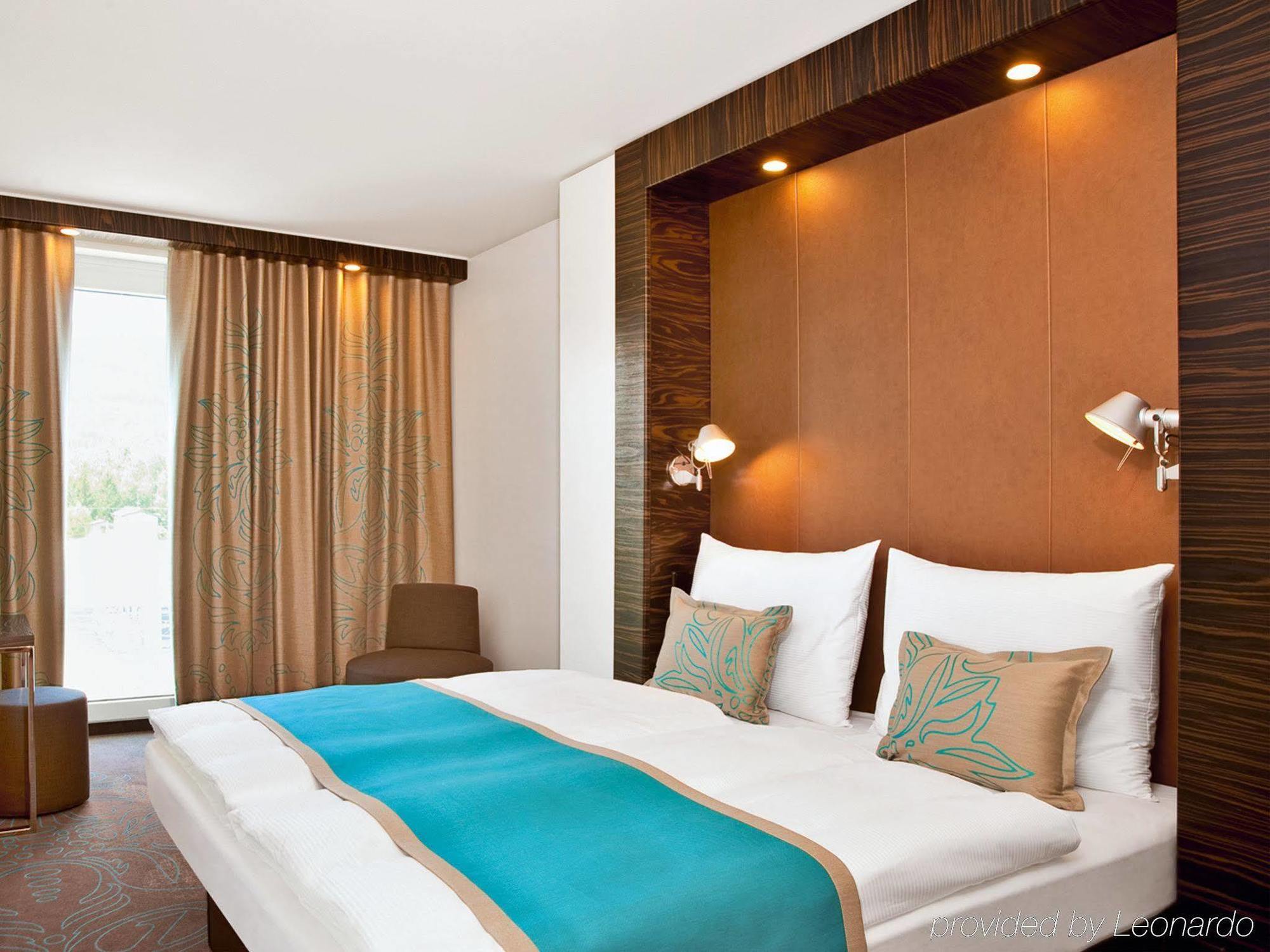 One 3* Brussels