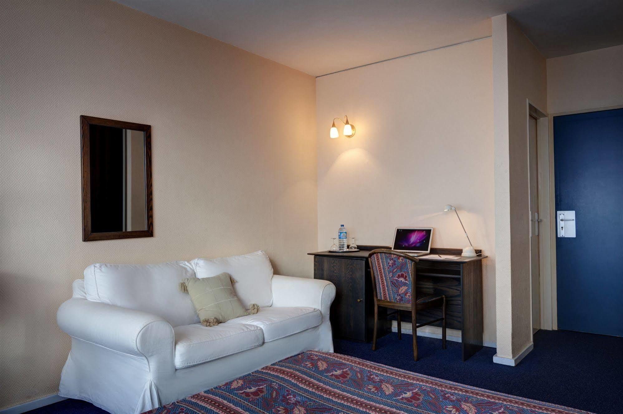 Beau Site Hotel