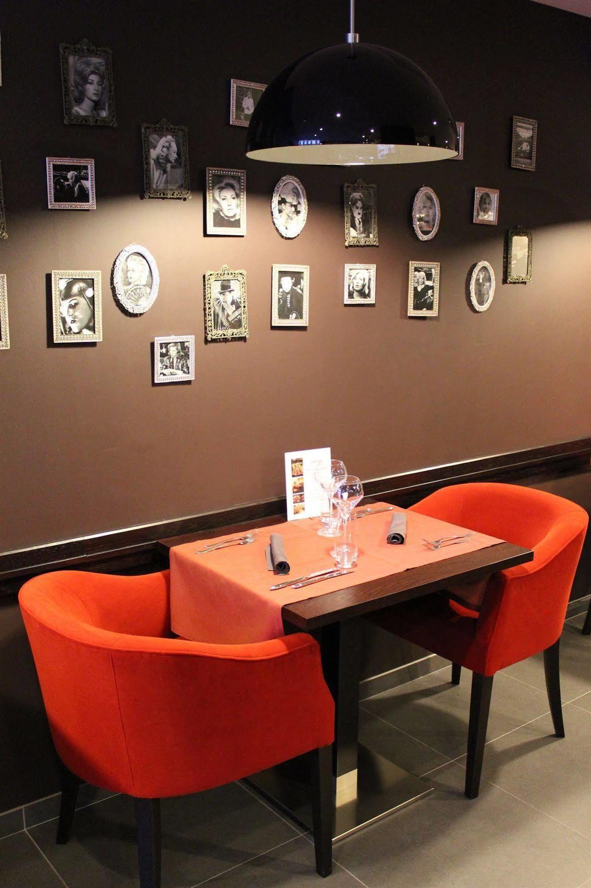 Marivaux Brussels