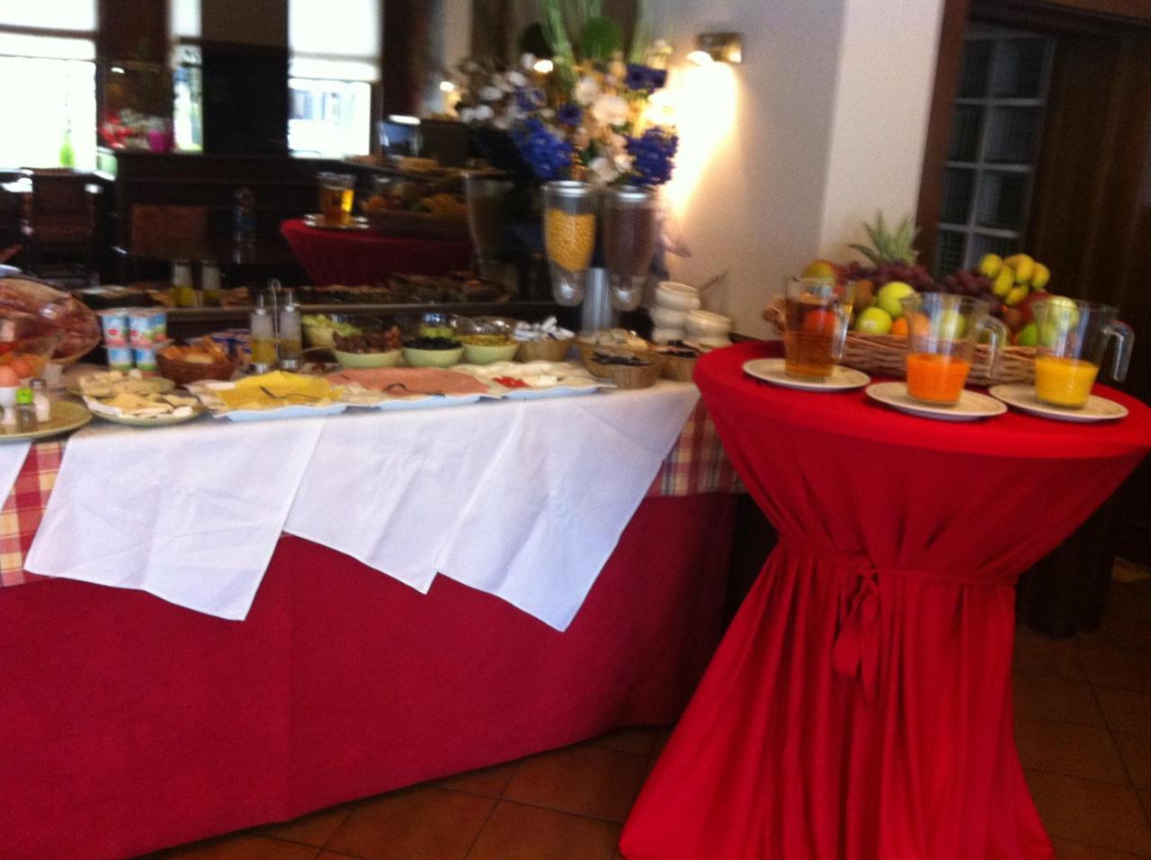 Le Centenaire Expo Hotel