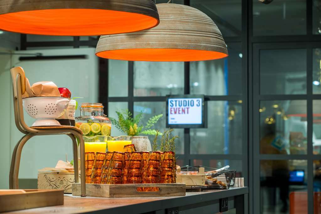 Radisson Red Brussels 4* Ixelles