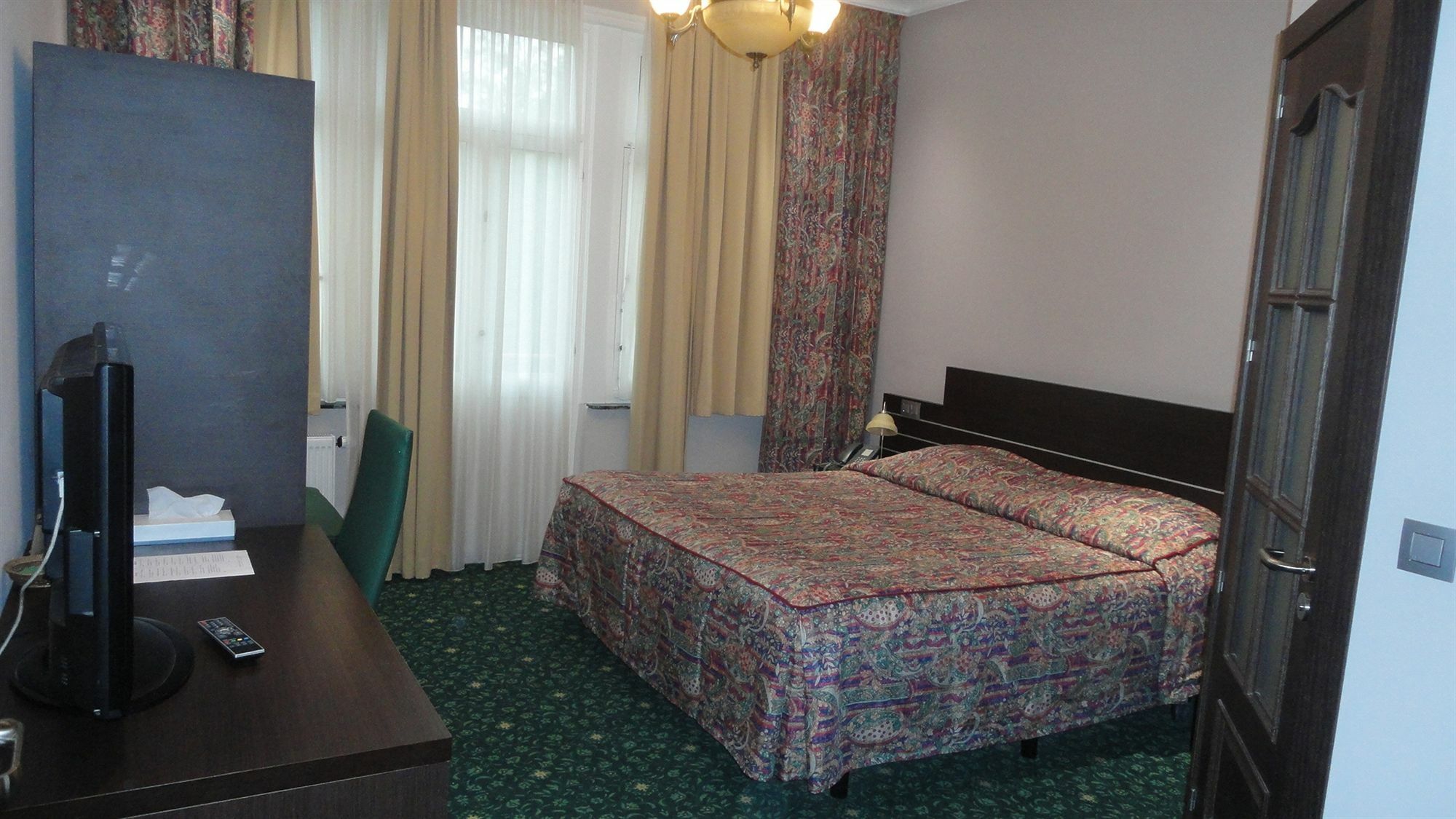 L'auberge Du Souverain 3* Brussels