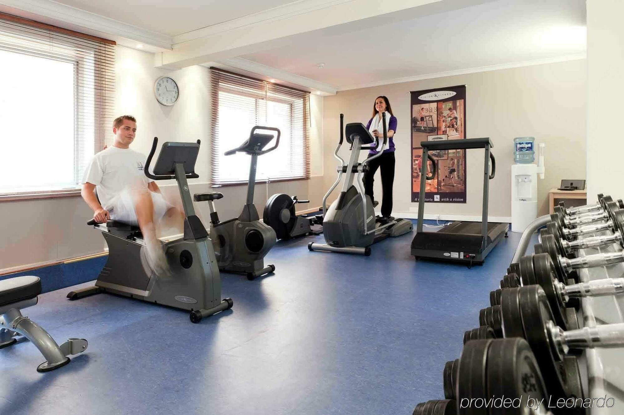 Pentahotel Centre Hotel 4*