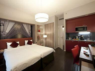 Adagio Grand Place 3*