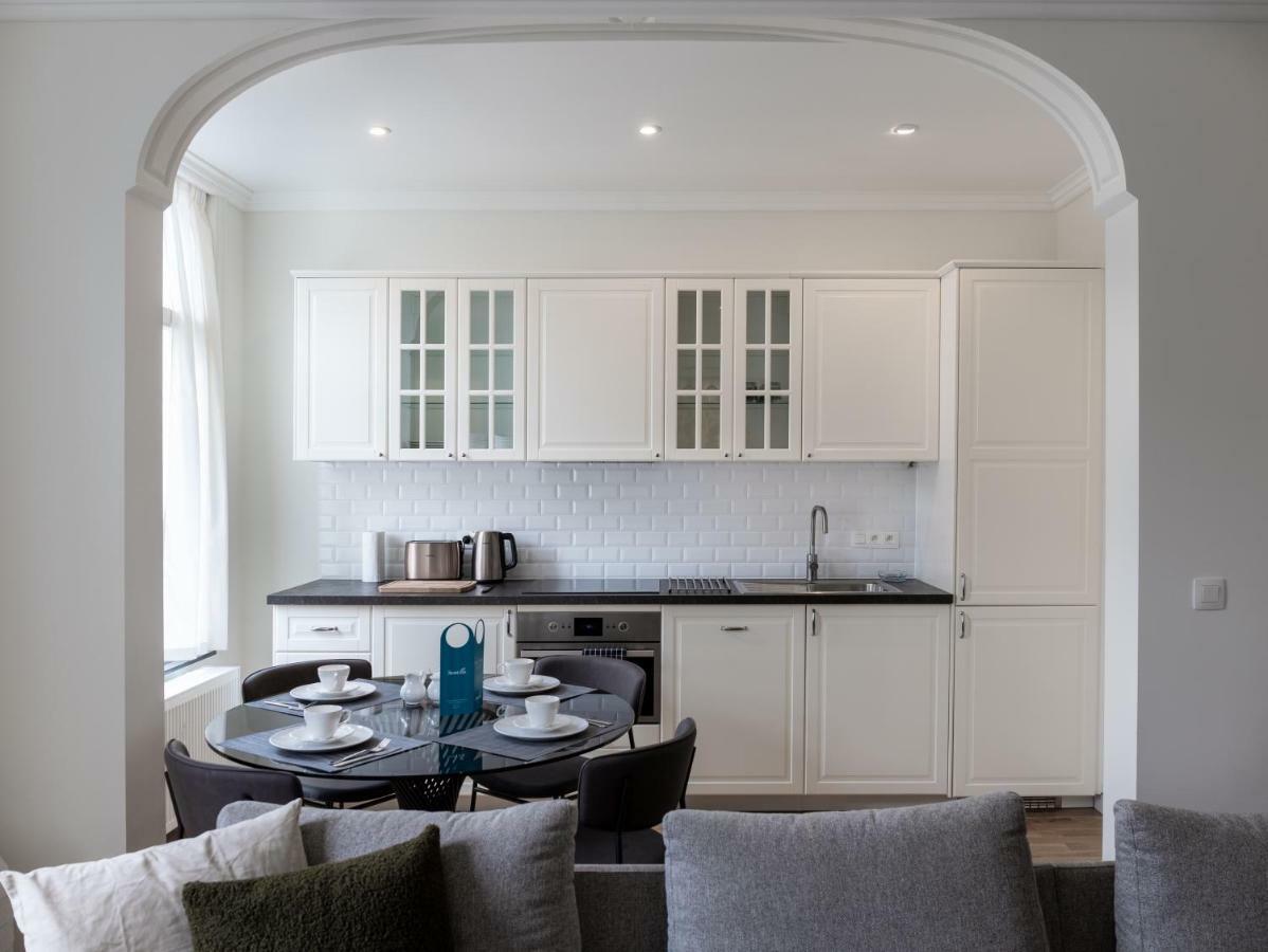 Apartment Sweet -dansaert