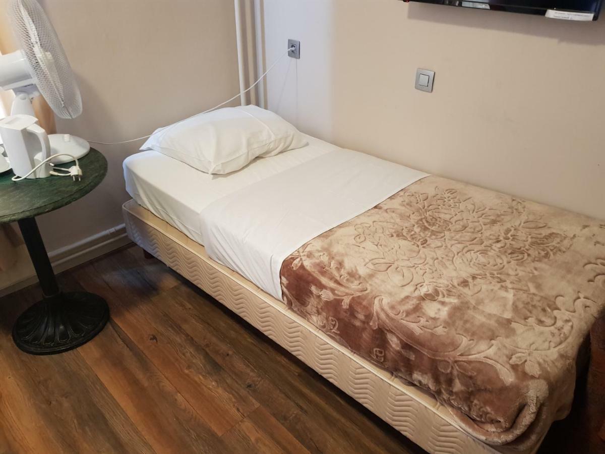 Hotel Queen Mary Brussels