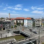 Cosy With Canal View * Brussel