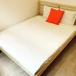 Benny\'S Rooms Brussels City Centre