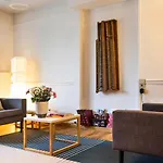 Chatelain Charming Studio