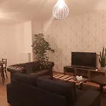 Room And Balcony With Canal View - Shared Bathroom