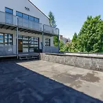 Couronne Apartments
