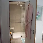 1br Metro Hopital Erasme Bordet Handicapt Friendly