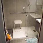 1br Metro Hopital Erasme Bordet Handicapt Friendly Appartement
