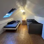 European District Apartment Thirteen