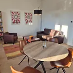 Flagey Art Apartment 2