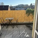 Bright Studio Close To Everything!