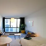Brand New & Cosy - Louise & Stephanie Area Brussel