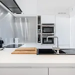 Appartement Spacieux Et Confortable - 2 Chambres - 4P - Garage