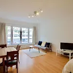Very Nice & Large Studio-Plasky