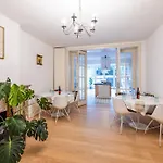 Gasthuis Viktoria 3*