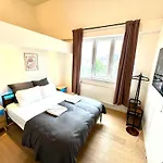 Ulb & Cambre Cosy Duplex