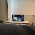 Appartement En Plein Quartier Europeen