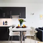 St Gilles Elegant Apartment *