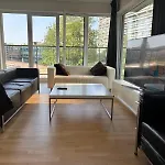 Modern City Apartment Close To Everything