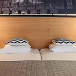 Zoom 4*