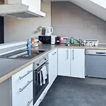 Charming Entire Duplex Apartment For 5 In Saint-Gilles,