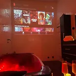 Beautiful Condominium With Jacuzzi