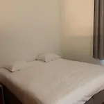 1 Bedroom W Kitchen And Bathroom In Trendy St Gilles