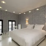 La Maison Haute Guesthouse