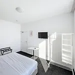 Keyless - Gaver Hotel *