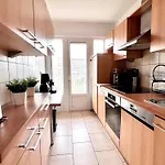 Apartment Lovely 2Room Elegant In Brussels For 2People