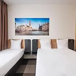Easyhotel Brussels City Centre