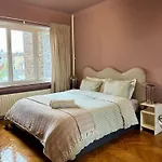 Spacious In Appartement
